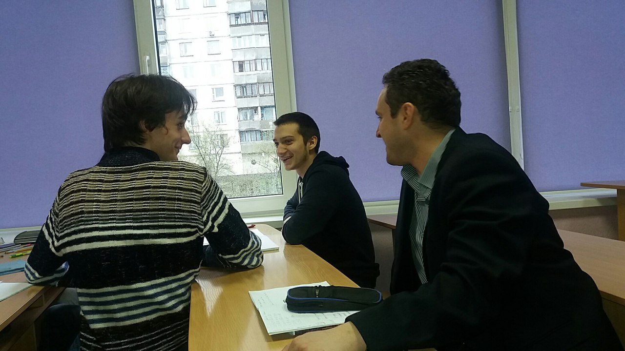 Moscalov-couch2